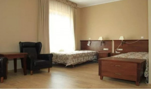 Geräumige Zimmer- altersgerechte Einrichtung